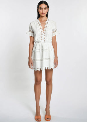 Ora Dress in White - Peixoto